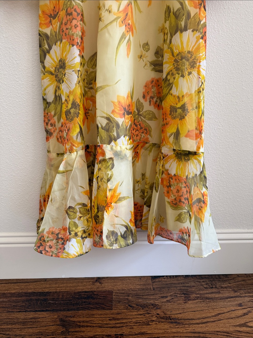 Avalon Classics Floral Long Sleeve Midi Dress - Picture 5 of 8